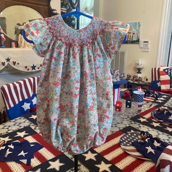 Isabel Garreton Smocked Infant Girls Romper size 24 months - Picture 16 of 16